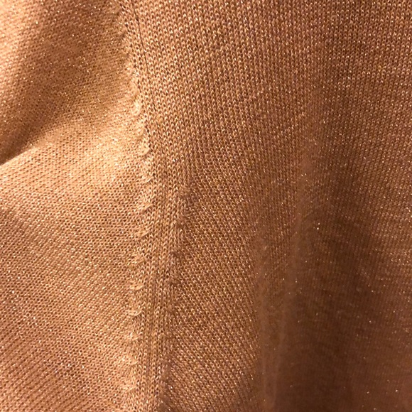 Gold sweater with sequined front - Picture 4 of 4